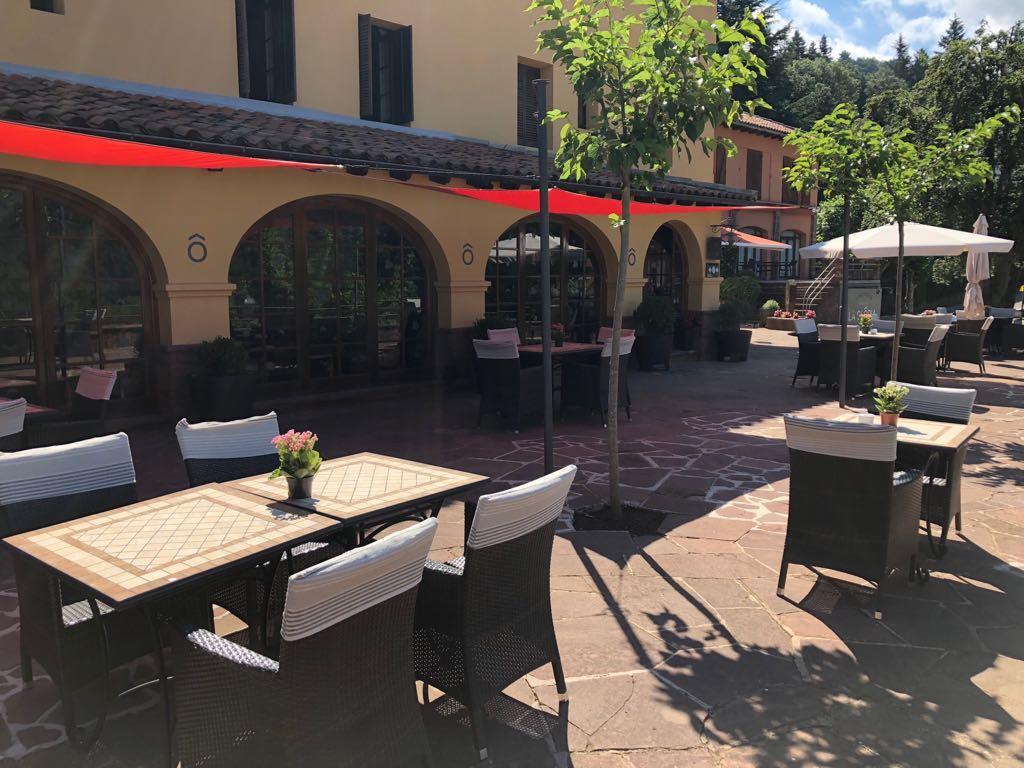 Hostal De La Gloria Виладрау Екстериор снимка
