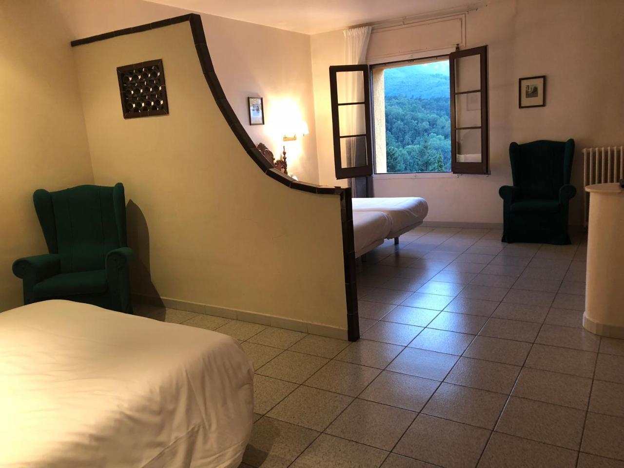 Hostal De La Gloria Виладрау Екстериор снимка